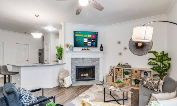 Frisco House | Charming 3-bedroom townhome with WiFi,AC in fabulous Frisco. Home away from home