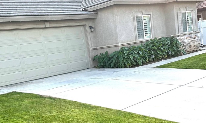 Greenacres House | Charming 3-bedroom house in lovely Bakersfield with AC, WiFi