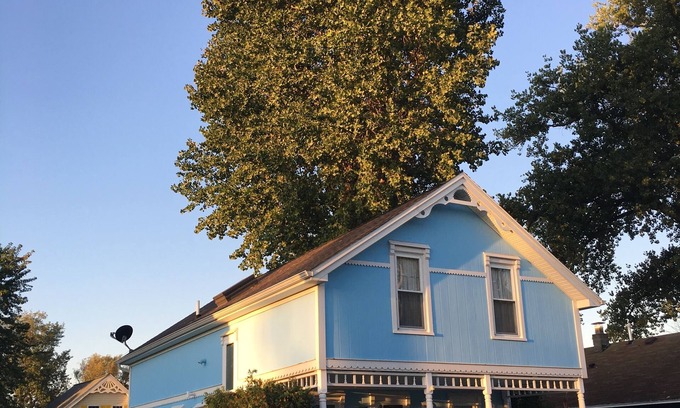 Sodus Point Cottage | Charming 3-bedroom cottage in fabulous Sodus Point.