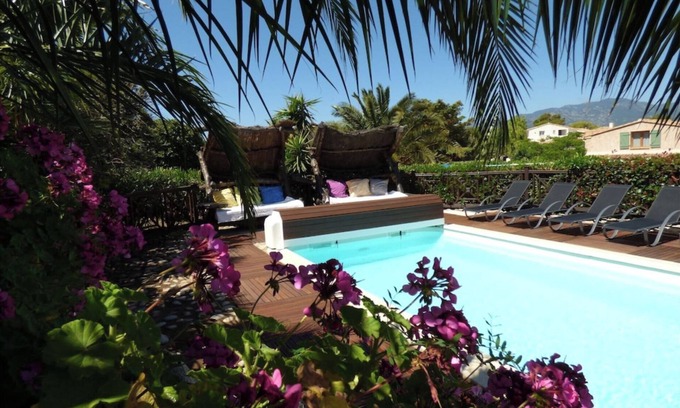 Pinarellu Villa | Charming 3* villa 800m Pinarello bay heated pool and SPA