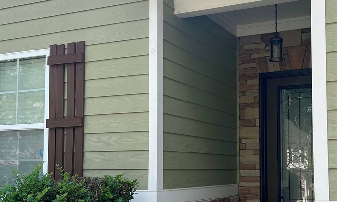 Augusta House | Charming 3BR 2Bath Home on quiet street 1.1mi from Augusta National