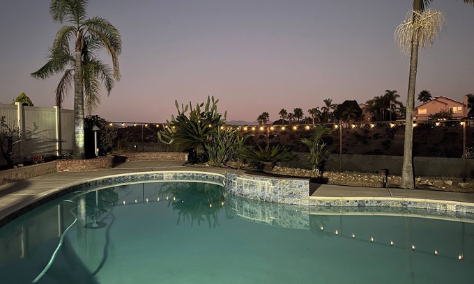 Mira Mesa House | Charming 4-bedroom Bungalow with Pool, WiFi and AC in Sunny San Diego