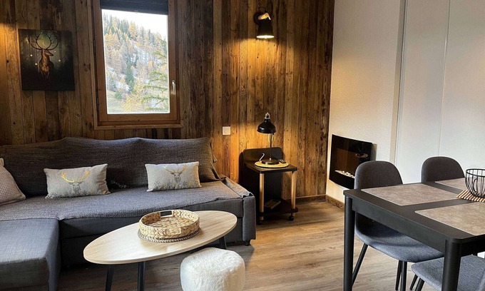 Plagne 1800 Apartment | Charming apartment with pool access and parking