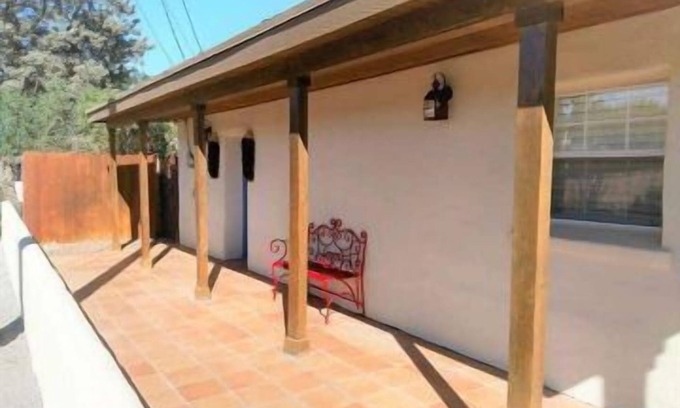 Mesilla House | Charming Adobe Casita in Old Mesilla - near NMSU
