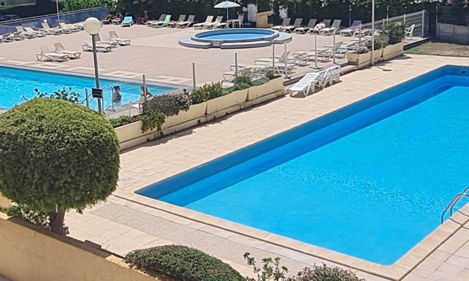 Cap d'Agde Apartment | Charming air-conditioned studio apartment in a residence with swimming pool and Le Môle beach