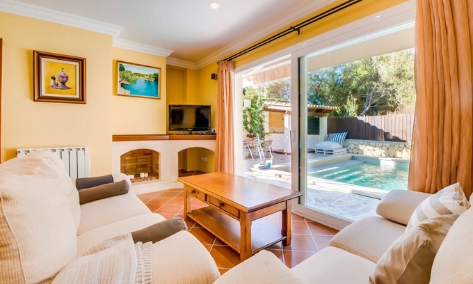 es Bacares House | Charming Alcudia Home with Pool