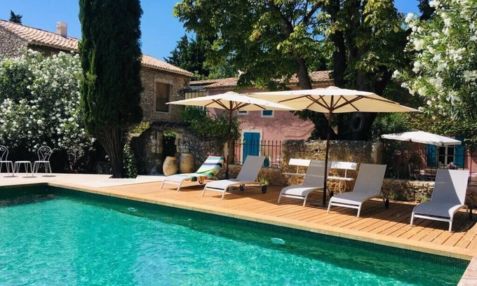Le Thor Villa | Charming and comfortable Provencal farmhouse with beautiful swimming pool