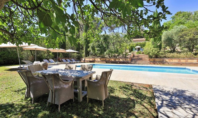 Lorgues Cottage | Charming and cozy detached house (Cottage) with shared large pool