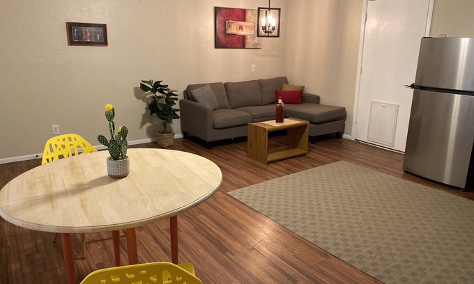 Tucson House | Charming and private guesthouse in the heart of Tucson