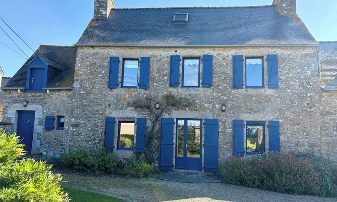 Saint-Igneuc House | Charming and spacious Breton house