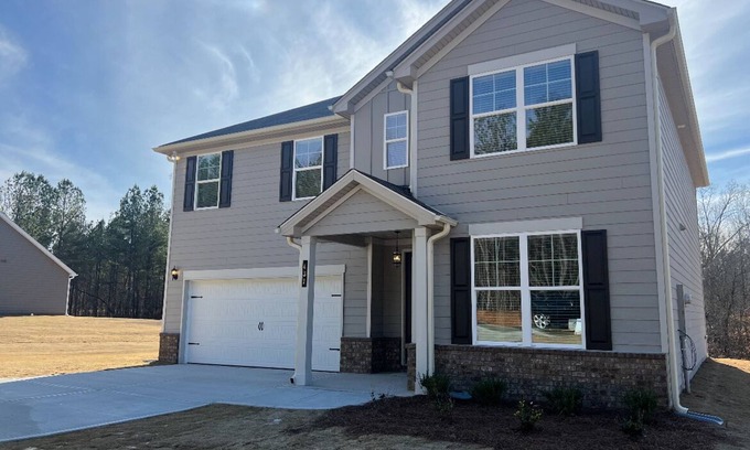 Mansfield House | Charming and Spacious 2-bedroom, 2 bath house with fitness room in Mansfield