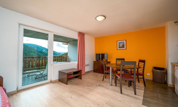 Allos Apartment | Charming Apart for 6 near the Ski Slopes