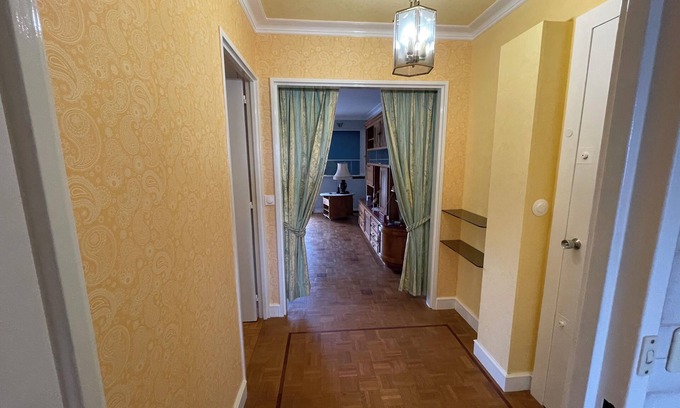 Rueil-Malmaison Apartment | CHARMING apartment NEAR DOWNTOWN RUEIL. 20 minutes from LA DÉFENSE, 45 minutes from PARIS