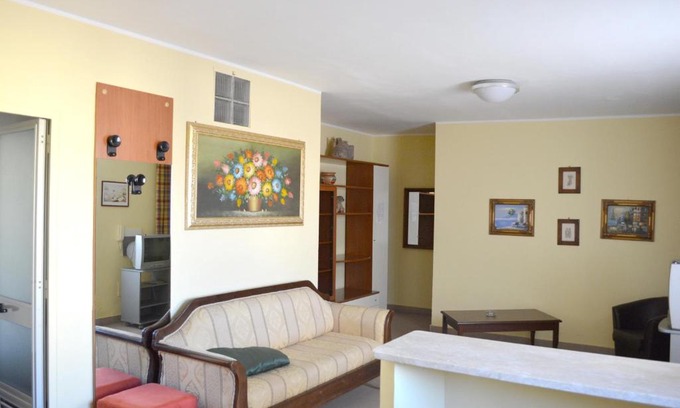 Reggio Calabria Apartment | Charming apartment in Reggio Calabria, 40 sqm, terrace