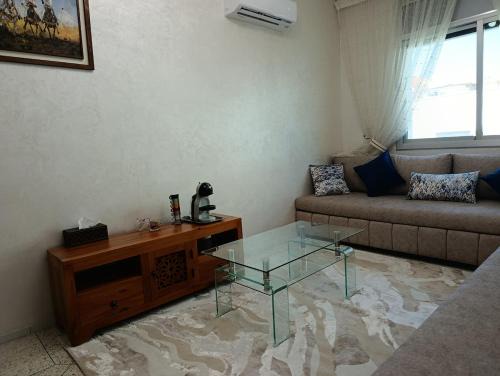 Hay Riad Apartment | Charming Apartment for 5 Guests