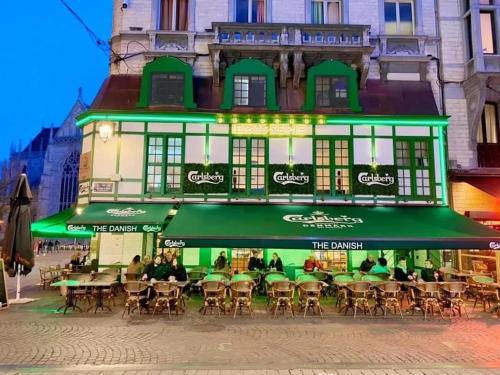 Saint-Laurent Apartment | Charming Apartment in Liège City Centre with Parking Included