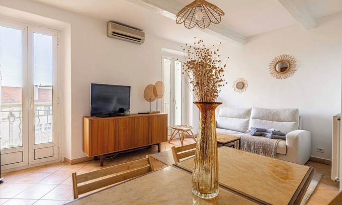 Le Suquet Apartment | Charming apartment in the heart of Le Suquet.