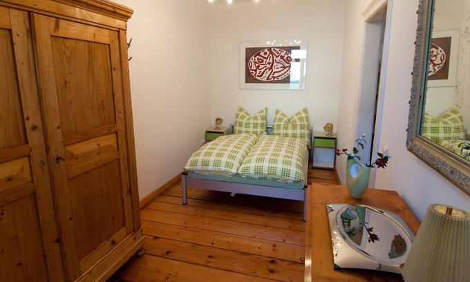 Outer Neustadt Apartment | Charming apartment with a balcony