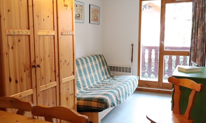 Areches Apartment | Charming apt for 6 with pool in Arêches-Beaufort