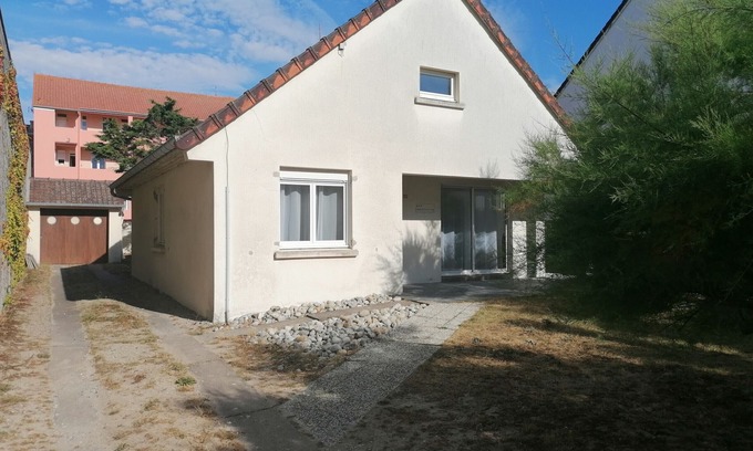 Fort-Mahon-Plage House | Charming Beach House, 50m from Shore, 5 BR, Garden, Family-Friendly