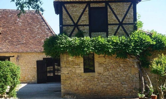 Pressignac-Vicq House | charming bed and breakfast in Perigord / Dordogne