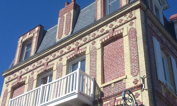 Villers-sur-Mer Apartment | CHARMING BRIGHT AND SPACIOUS APARTMENT, SEA VIEW, BEACH 200M