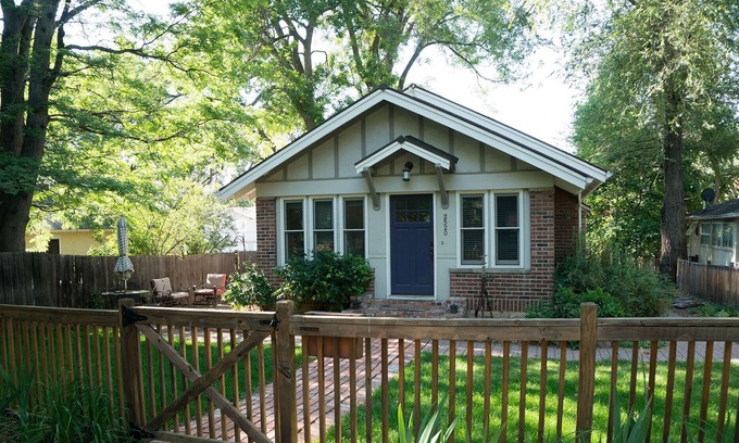 Whittier House | Charming Bungalow in Downtown Boulder
