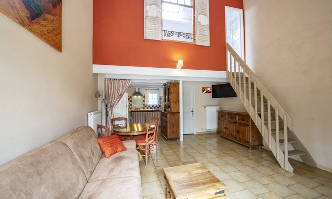 L'Isle-sur-la-Sorgue Cottage | Charming cottage in guest house on 6700m2 property, swimming pool, large garden