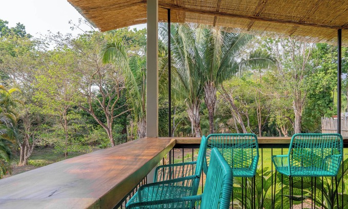 Manzanillo Apartment | Charming Casita at Manzanillo Beach