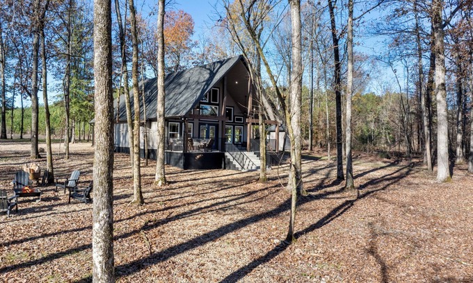 Gillham Cabin | Charming cabin, Float On Inn, on the banks of the beautiful Cossatot River.