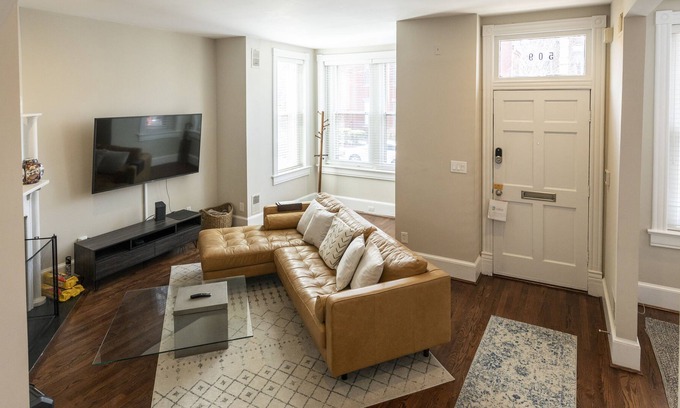 Stanton Park House | Charming Capitol Hill, US Senate-4 blks, Union Station-2 blks