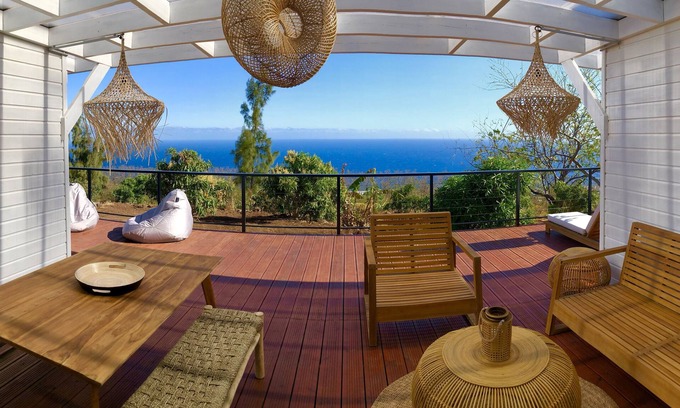 Saint-Leu House | Charming chalet with large terrace and breathtaking sea view