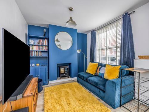 Southsea House | Charming Coastal Southsea Home Pass The Keys