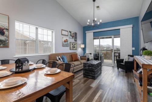 Branson Apartment | Charming Condos at Holiday Hills Resort - Beautifully Updated and Affordable - Family Amenities