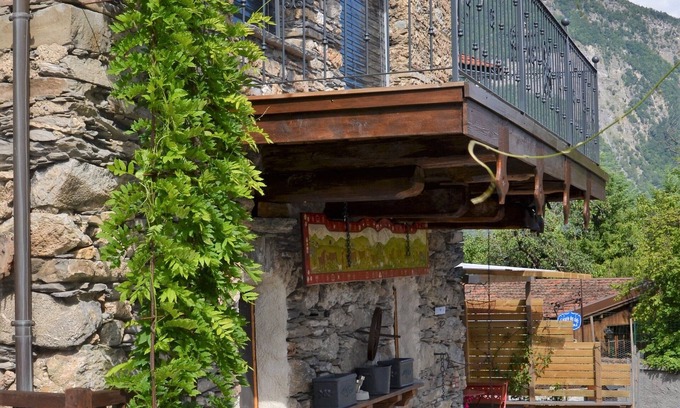 Saint-Oyen Apartment | Charming cottage L'écurie des clefs in the mountains