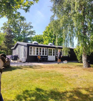 Fjellerup House | Charming Cottage Close To The Beach