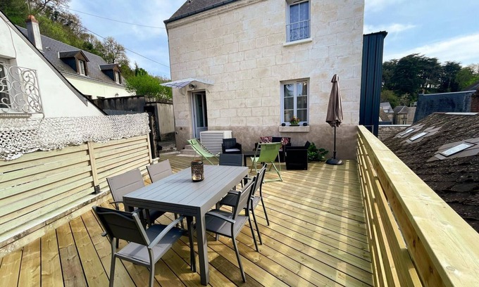 Langeais Cottage | Charming cottage in Langeais with terrace and wifi for 4 people