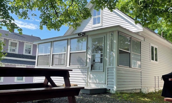 Ogunquit Cottage | Charming cottage in the heart of downtown Ogunquit