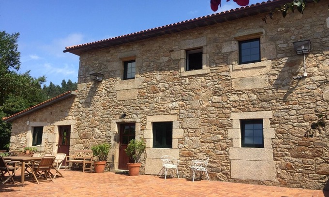 Ferrol House | Charming Country House