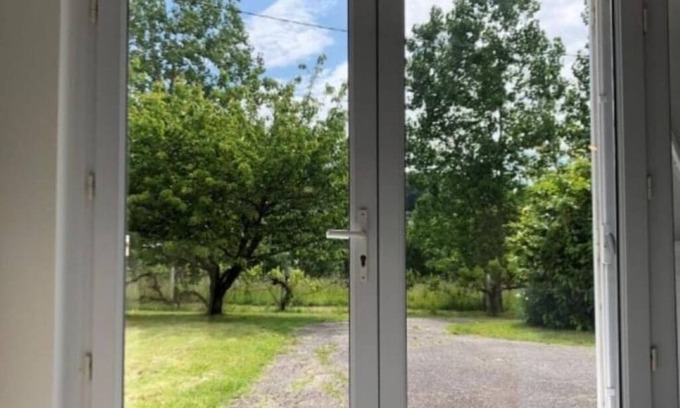 Dolmayrac Apartment | Charming country studio