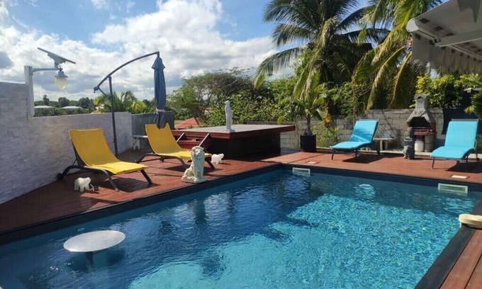 Damencourt Apartment | CHARMING F1 COMFORTABLE