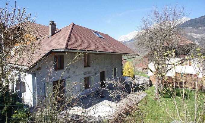 Giez House | Charming Family House In Traditional Village With Mountain Views