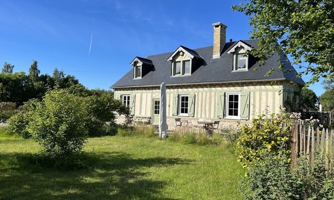 Manneville-la-Raoult House | Charming restored Normandy farmhouse in a quiet location with swimming pool