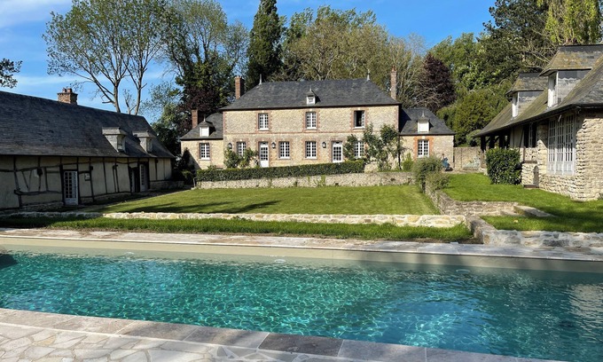 Gancourt-Saint-Etienne House | Charming house in Normandy near Gerberoy with swimming pool an tennis court