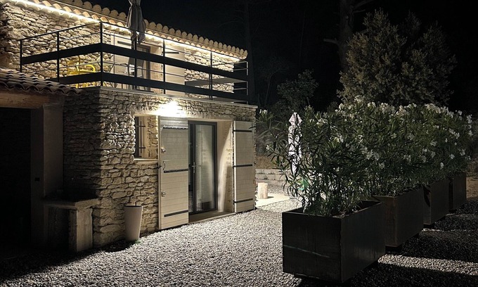 Saumane-de-Vaucluse House | Charming Provencal house with swimming pool and large garden