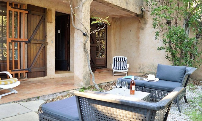 Rayol-Canadel-sur-Mer House | Charming 3-Room House, 6 Sleeps, Near Beach, Terrace, Garden, BBQ, Garage - Rayol-Canadel