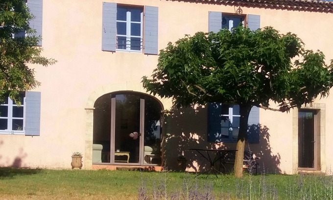 Saint-Quentin-la-Poterie House | Charming Provencal house 230m2, large swimming pool 11x5 and garden 1800m2