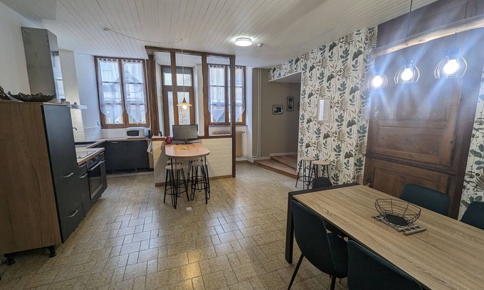 Chateauvillain Cottage | Charming Gîte in Châteauvillain: Spacious, Family-Friendly, with Modern Amenities