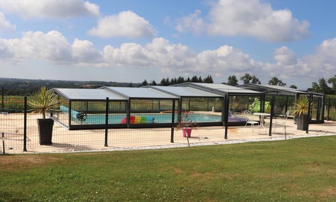 Quimper House | Charming gite, swimming pool HEATED FROM MAY/15 SEPTEMBER