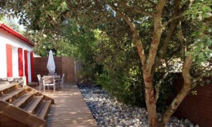 Saint-Palais-sur-Mer House | Charming house with garden and direct access to the beach (50 m)